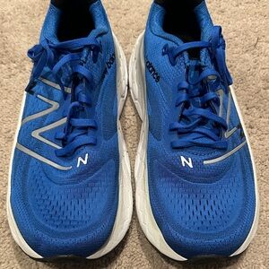 New Balance Men's Athletic Shoes in Blue and White